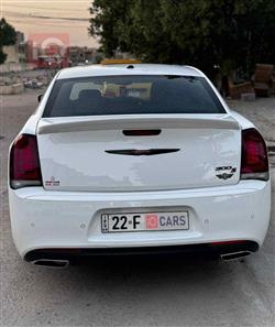 کرایسلەر 300